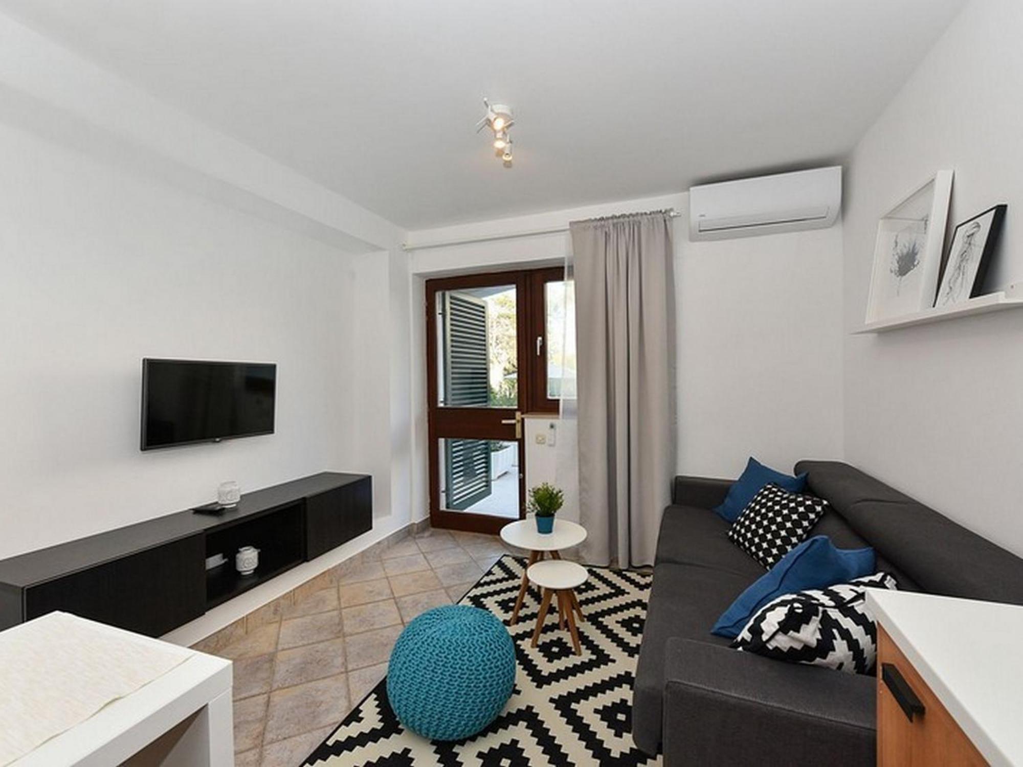 Mediterraneo Garden Apartments Petrcane Room photo