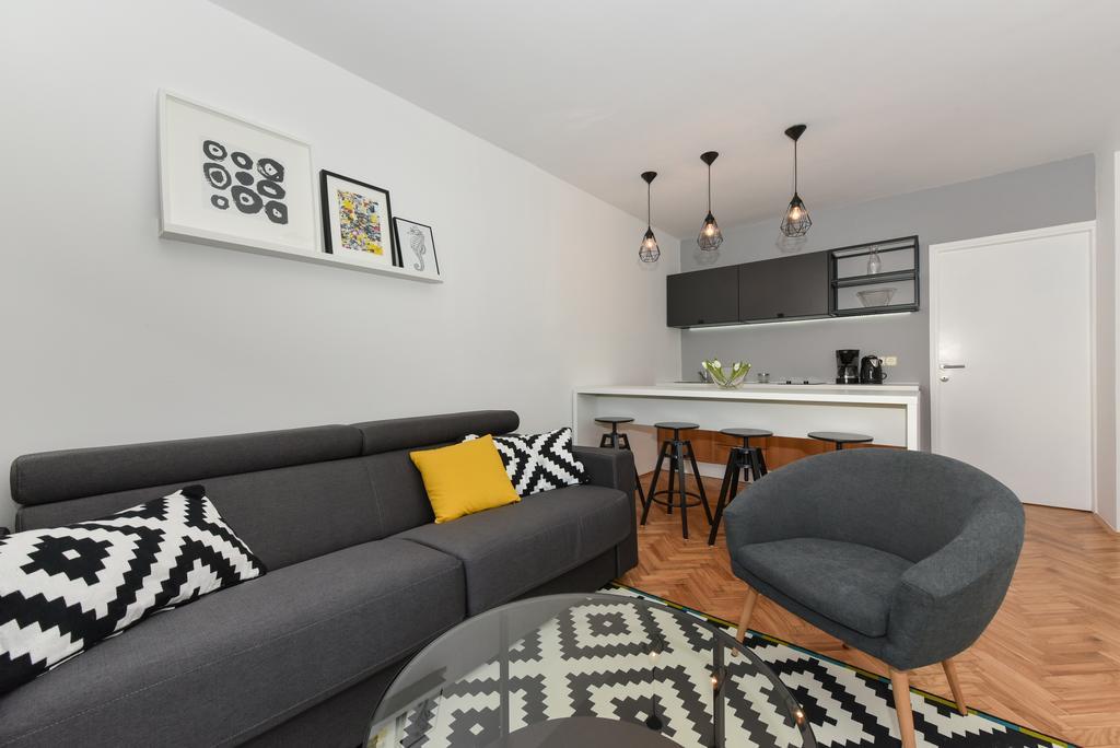 Mediterraneo Garden Apartments Petrcane Exterior photo