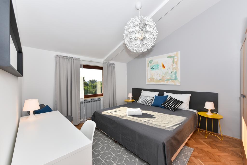 Mediterraneo Garden Apartments Petrcane Exterior photo