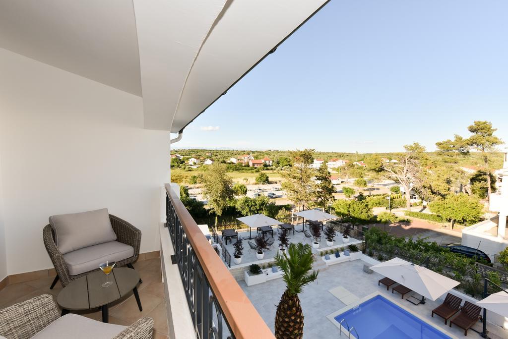 Mediterraneo Garden Apartments Petrcane Exterior photo